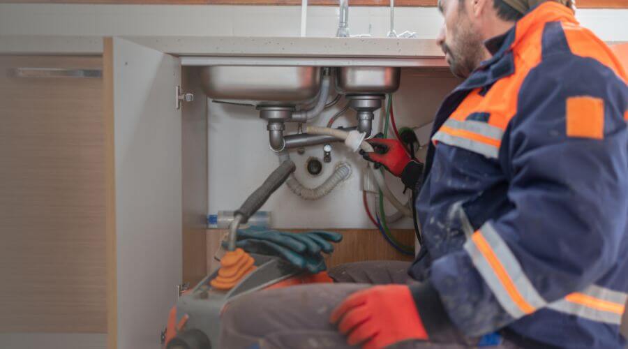 Professional slab leak plumber services in Essex, IA